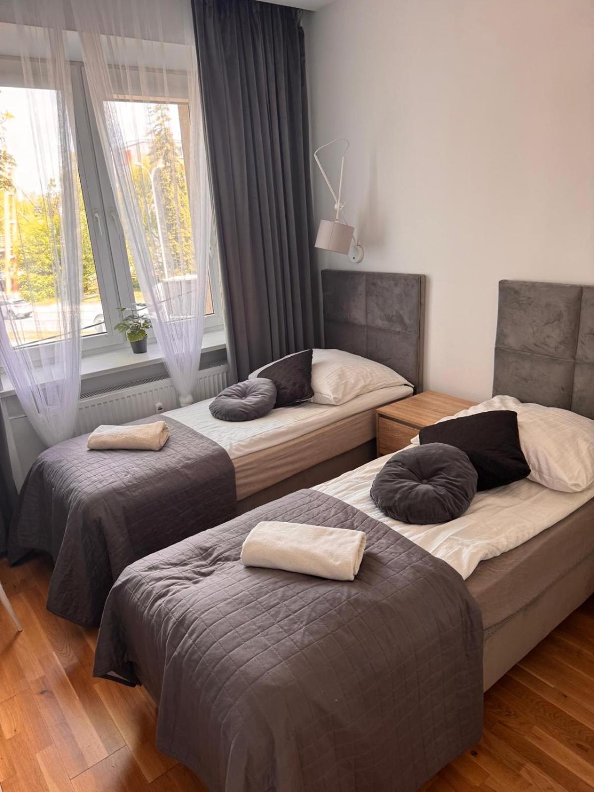 Family&Business Elegant Apartments Astronautów Centrum z Parkingiem Kielce Exterior foto